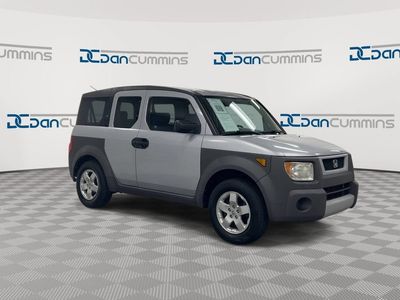 2003 Honda Element — side profile view