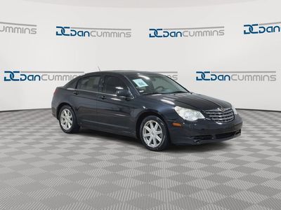 2007 Chrysler Sebring Sdn — side profile view