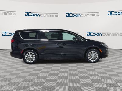 2027 Chrysler Pacifica — side profile view