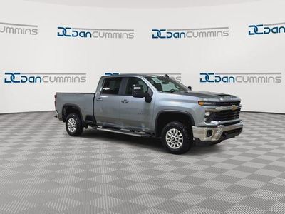 2025 Chevrolet Silverado 2500HD — side profile view