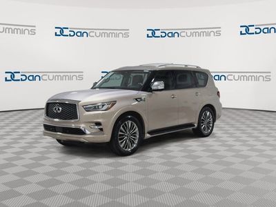 2019 INFINITI QX80 — interior view
