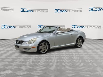 2007 Lexus SC — interior view