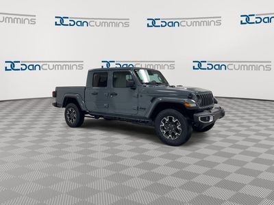 2026 Jeep Gladiator — side profile view