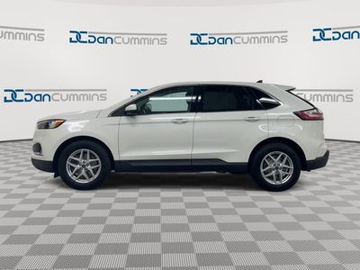 2022 Ford Edge — detail view