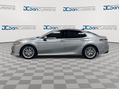 2018 Toyota Camry — detail view