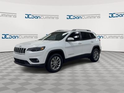 2021 Jeep Cherokee — interior view