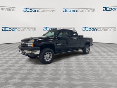 2004 Chevrolet Silverado 2500 HD — interior view