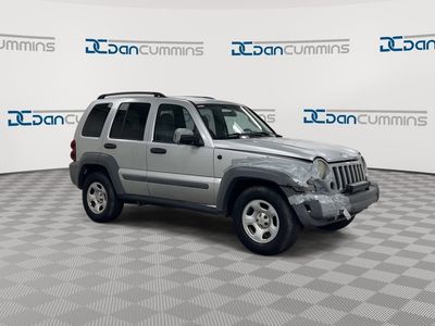 2005 Jeep Liberty — side profile view