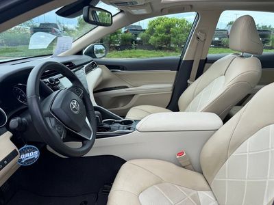 2018 Toyota Camry — detail view