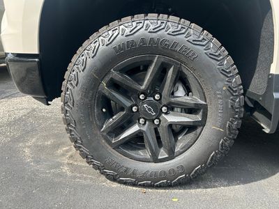 2026 Chevrolet Silverado 1500 — side profile view