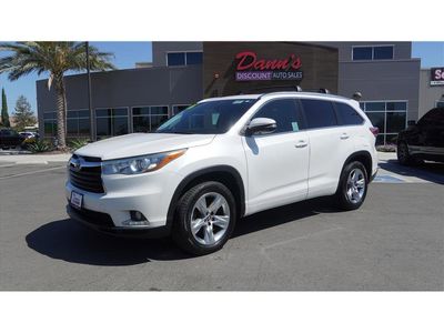 2016 Toyota Highlander — side profile view