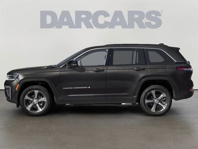 2026 Jeep Grand Cherokee — side profile view