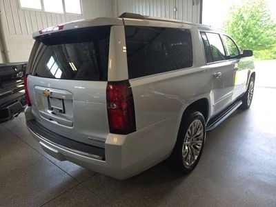 2019 Chevrolet Suburban — interior view