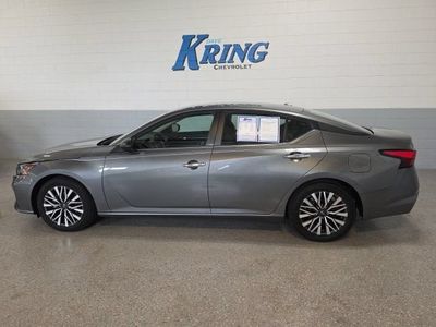2024 Nissan Altima — side profile view