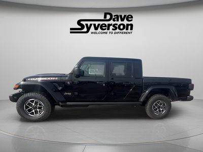 2026 Jeep Gladiator — side profile view