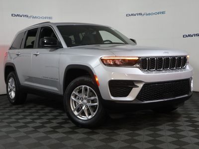 2026 Jeep Grand Cherokee — side profile view