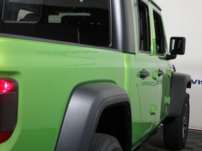 2026 Jeep Gladiator — detail view