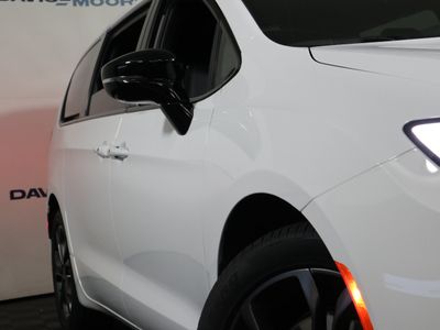 2026 Chrysler Pacifica — rear three-quarter view
