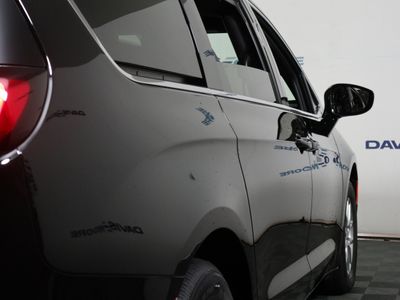 2026 Chrysler Pacifica — detail view