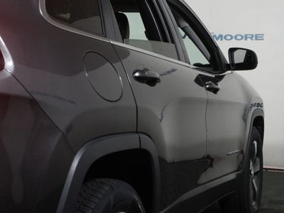 2019 Jeep Cherokee — detail view