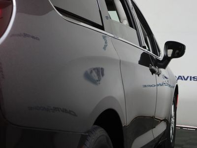 2023 Chrysler Pacifica — detail view