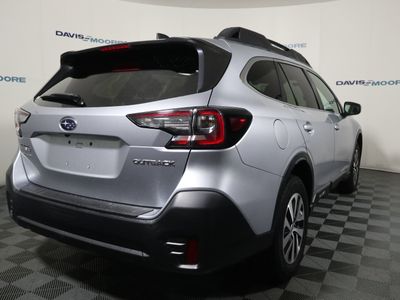 2020 Subaru Outback — detail view