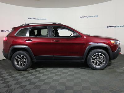 2020 Jeep Cherokee — interior view
