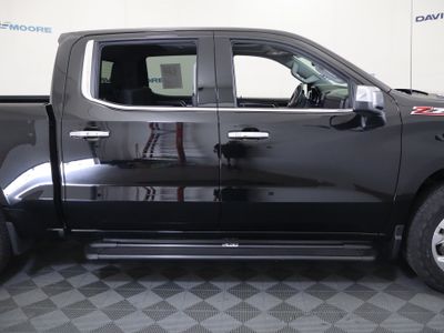 2025 Chevrolet Silverado 1500 — detail view