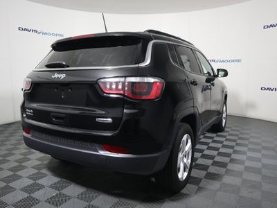 2020 Jeep Compass — detail view