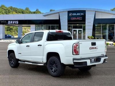 2022 GMC Canyon — interior view