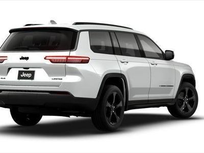 2026 Jeep Grand Cherokee — side profile view