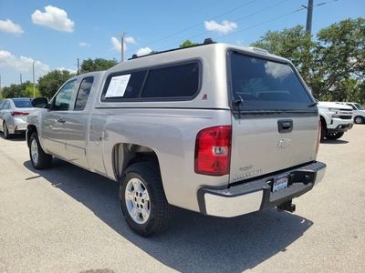 2008 Chevrolet Silverado 1500 — rear three-quarter view