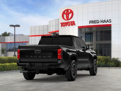 2025 Toyota Tacoma - Photo 11