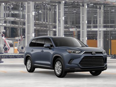2026 Toyota Grand Highlander Hybrid - Photo 4