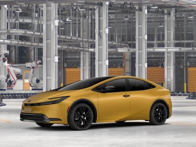 2026 Toyota Prius Plug-in Hybrid - Photo 4