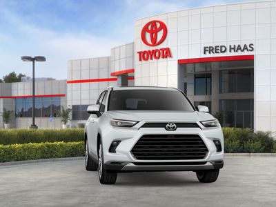2026 Toyota Grand Highlander - Photo 18