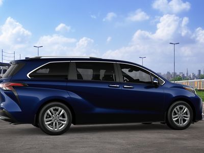 2026 Toyota Sienna - Photo 13