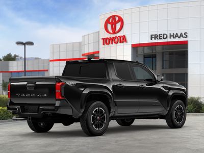 2025 Toyota Tacoma - Photo 12