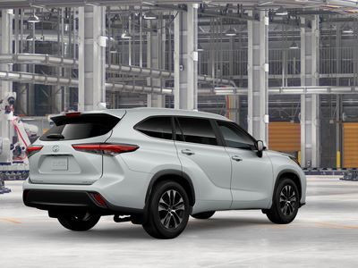 2026 Toyota Highlander - Photo 12
