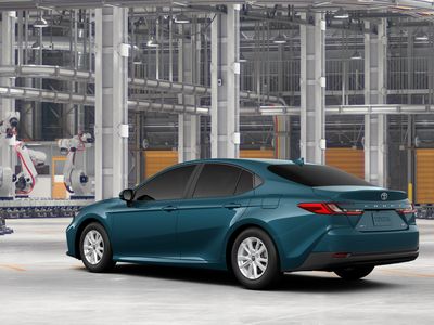 2026 Toyota Camry - Photo 8