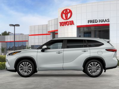 2026 Toyota Highlander Hybrid — detail view