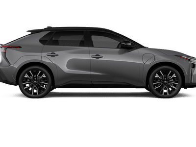 2026 Toyota bZ - Photo 14