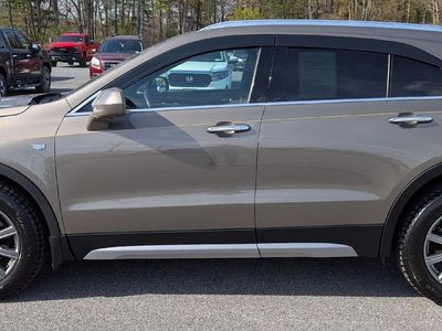 2020 Cadillac XT4 — detail view