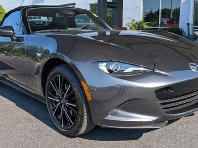 2025 Mazda Mazda MX-5 Miata — interior view