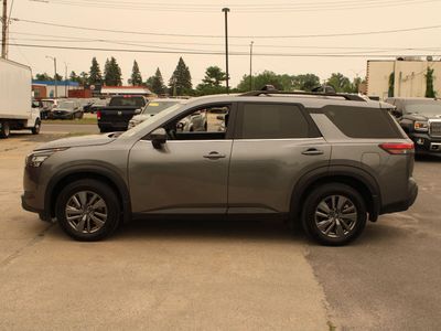 2025 Nissan Pathfinder — detail view