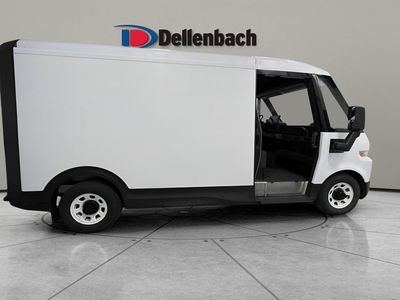 2024 BrightDrop Zevo 400 — side profile view