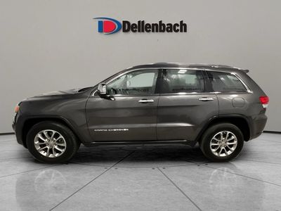 2015 Jeep Grand Cherokee — side profile view
