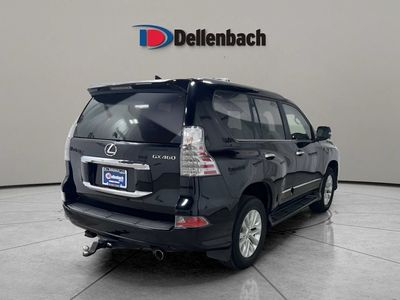 2016 Lexus GX 460 — detail view