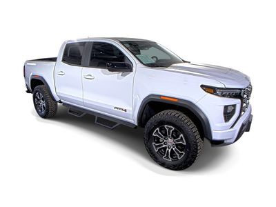 2024 GMC Canyon — detail view