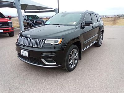 2021 Jeep Grand Cherokee — rear three-quarter view